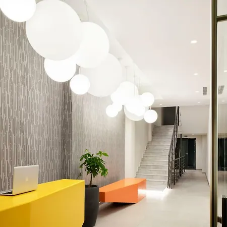 Thess Residences דירה *